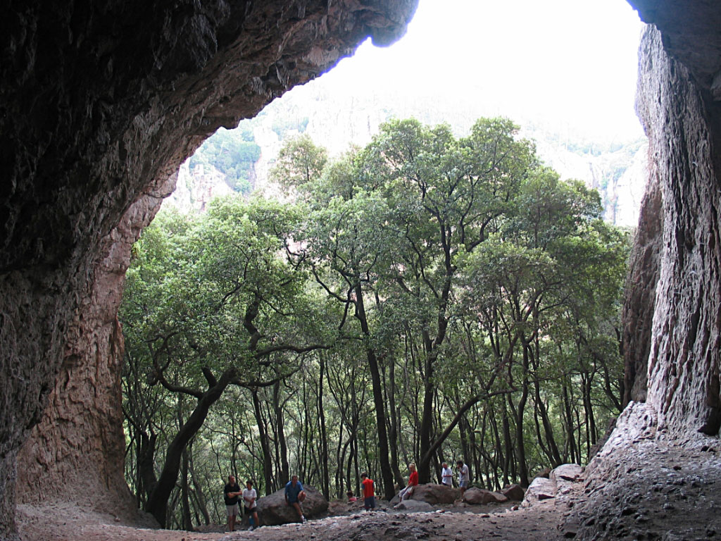 Grotte du Muéron