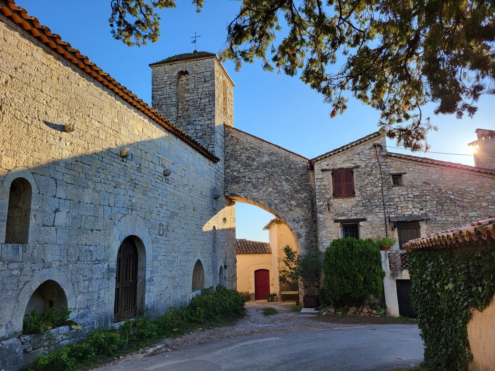Chapelle Notre-Dame des Cyprès