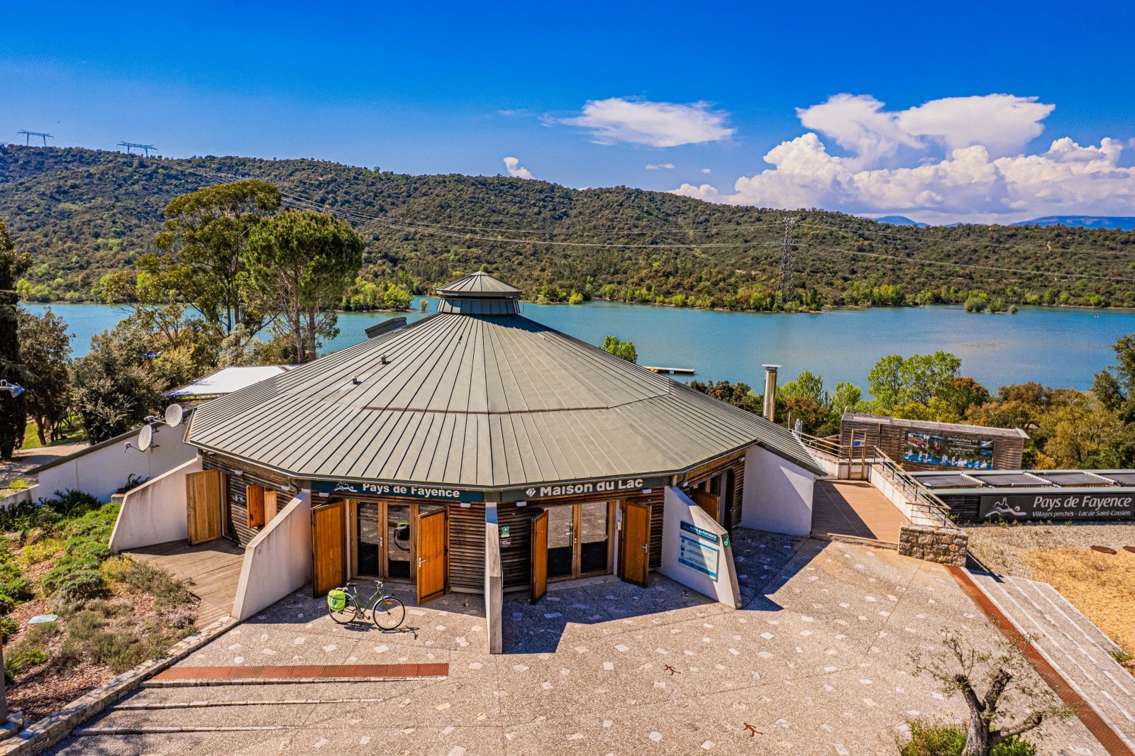 Maison du Lac