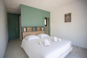 Superb Neo Provençal Villa_Bagnols-en-Forêt