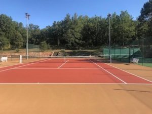 2 courts en résine refaits en 2021