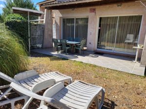Terrasse et repas extérieur du loft