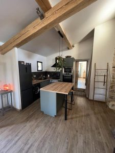 La Bastide des Crinières Argentées – Gîte la Grange_Mons